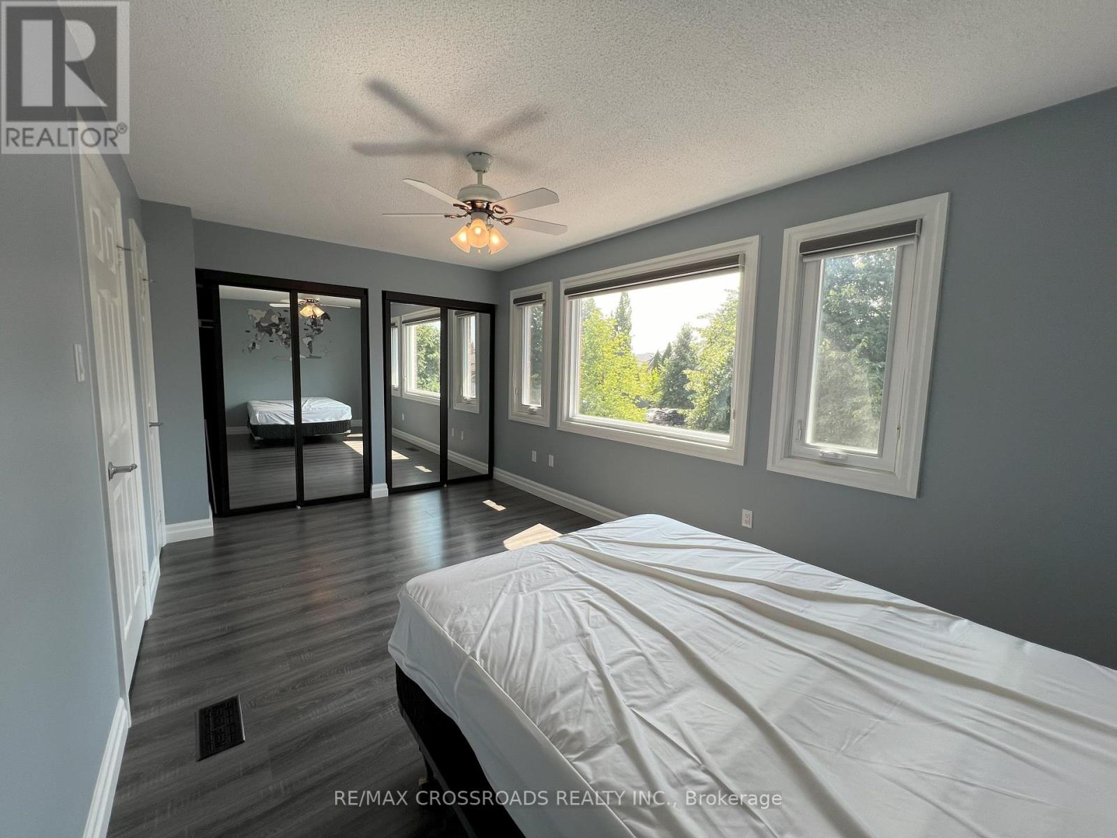 51 Hood Crescent, Brampton, Ontario  L6Y 4S7 - Photo 11 - W12449096