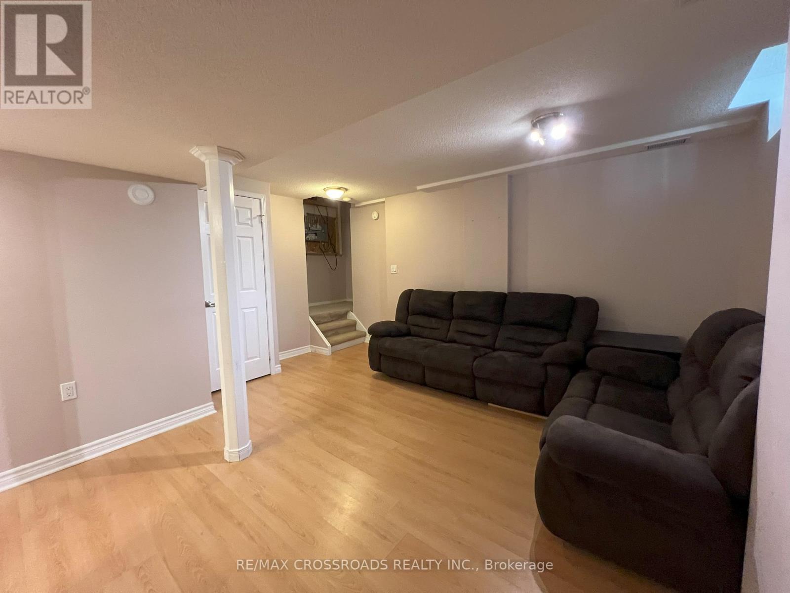 51 Hood Crescent, Brampton, Ontario  L6Y 4S7 - Photo 16 - W12449096