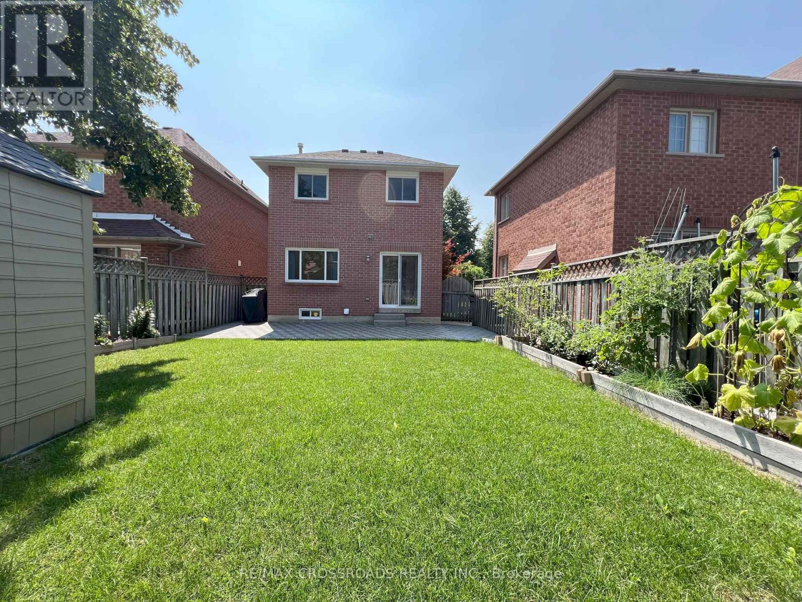51 Hood Crescent, Brampton, Ontario  L6Y 4S7 - Photo 21 - W12449096
