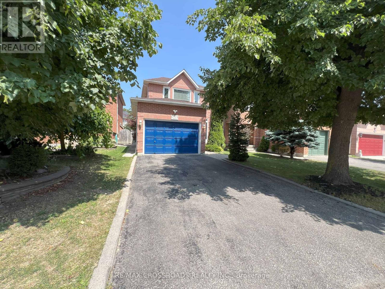 51 Hood Crescent, Brampton, Ontario  L6Y 4S7 - Photo 22 - W12449096