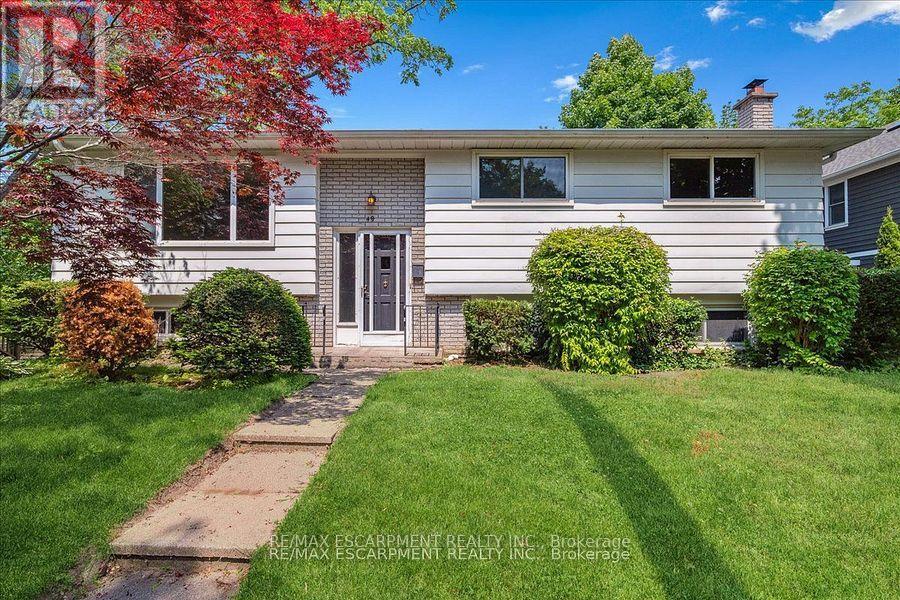 49 HEAD STREET, Oakville, Ontario