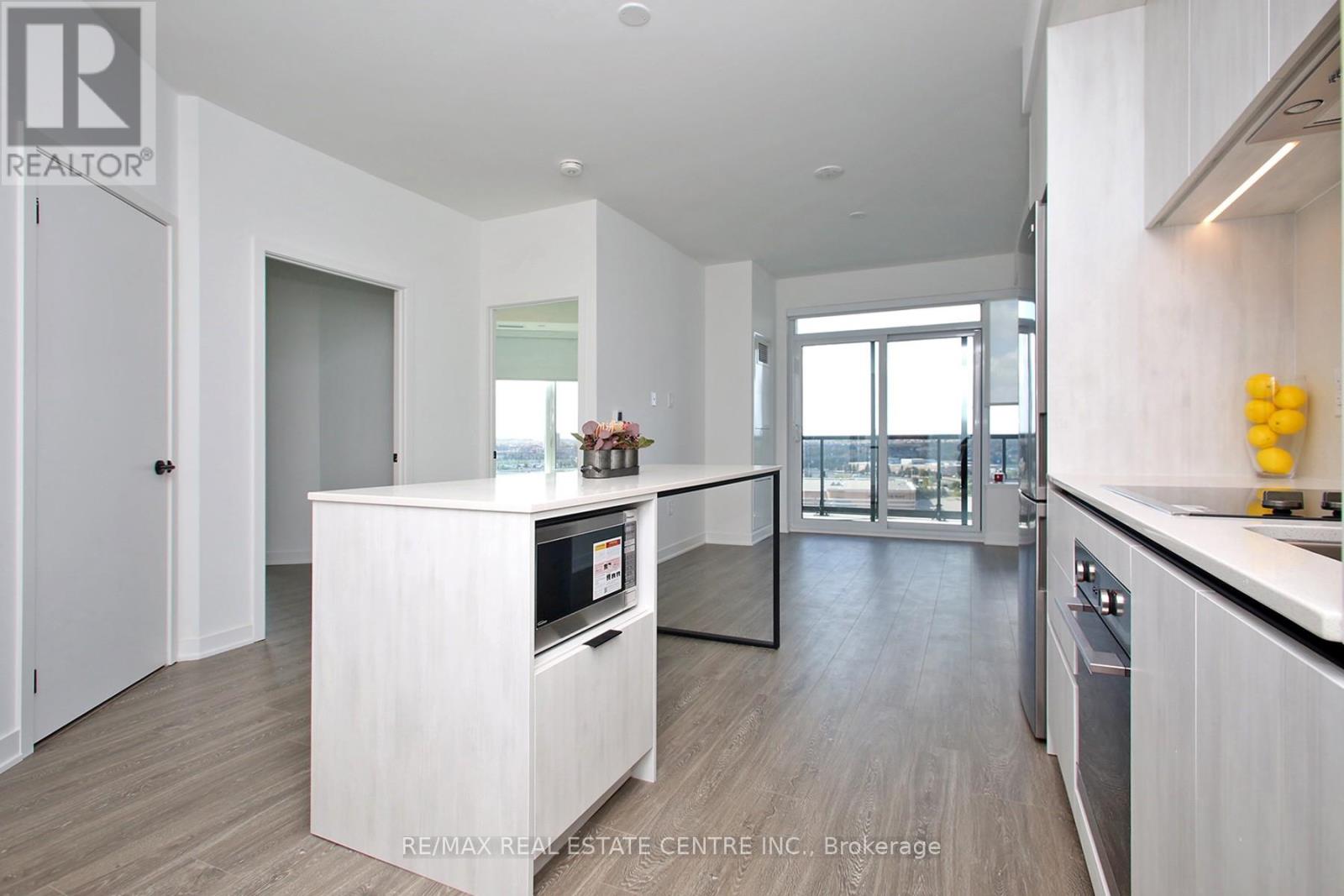 1506 - 2495 Eglinton Avenue W, Mississauga, Ontario  L5M 2V8 - Photo 8 - W12449102