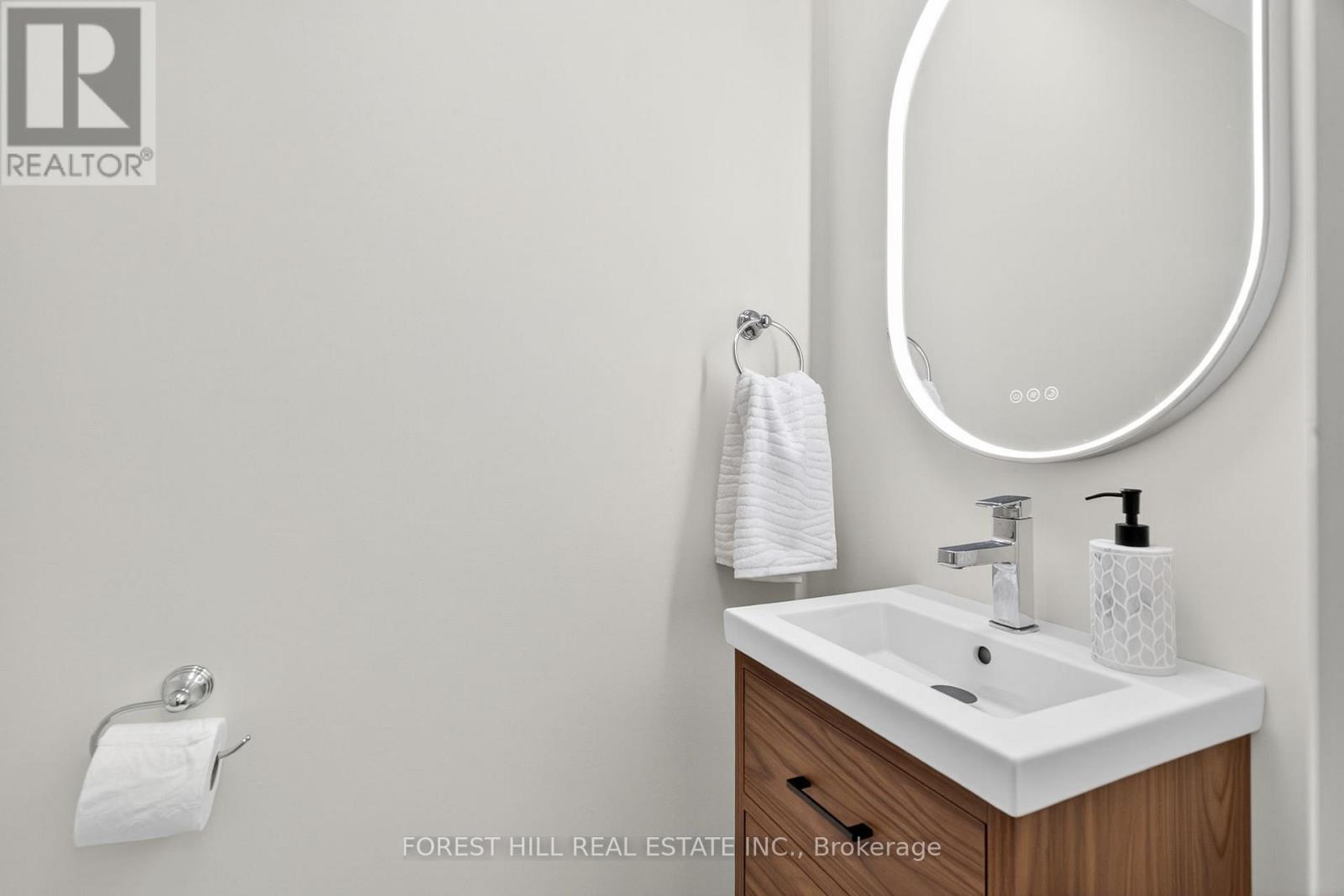 D - 8 Boylen Street, Toronto, Ontario  M9N 2W3 - Photo 11 - W12449123