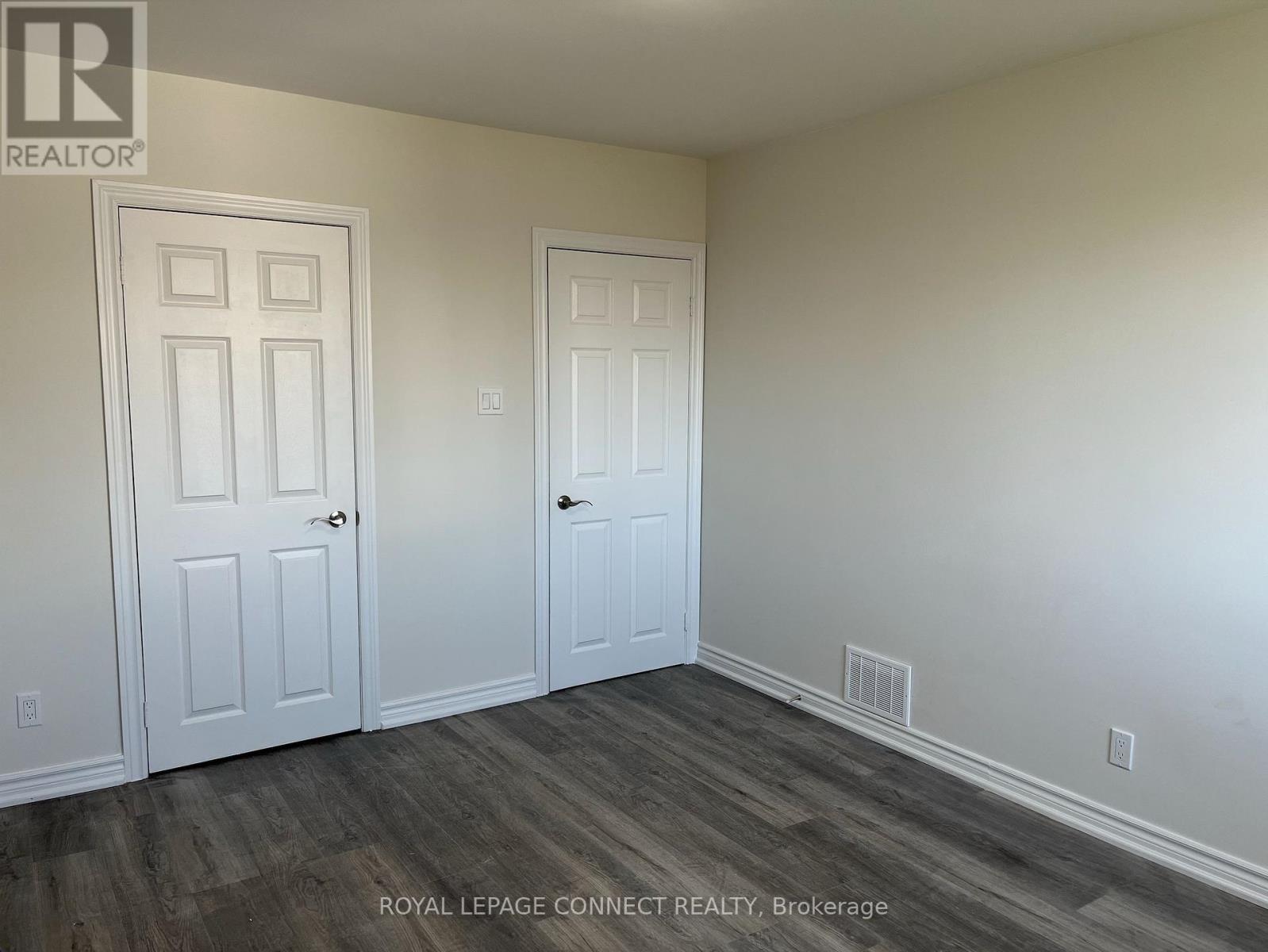 54 Foxrun Avenue, Toronto, Ontario  M3L 1L8 - Photo 10 - W12449143