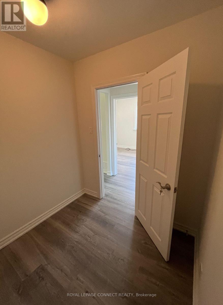 54 Foxrun Avenue, Toronto, Ontario  M3L 1L8 - Photo 17 - W12449143