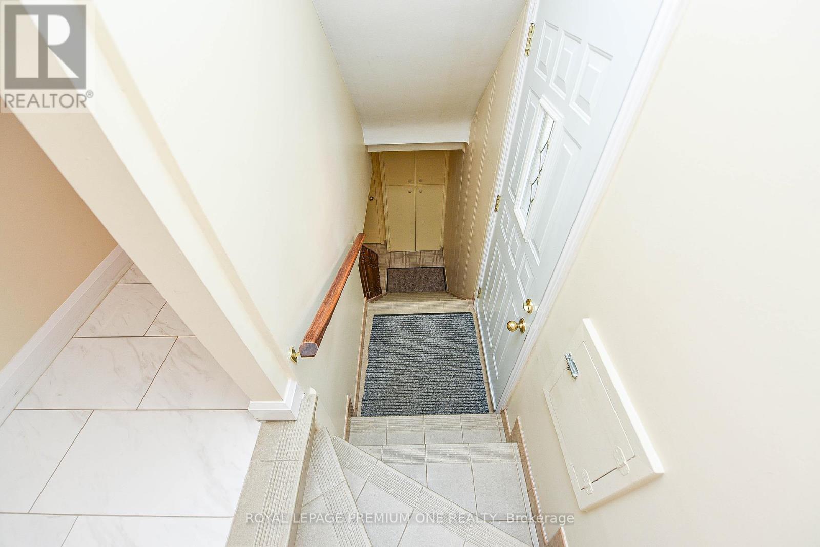 63 Haverson Boulevard, Toronto, Ontario  M6M 3J8 - Photo 12 - W12449144