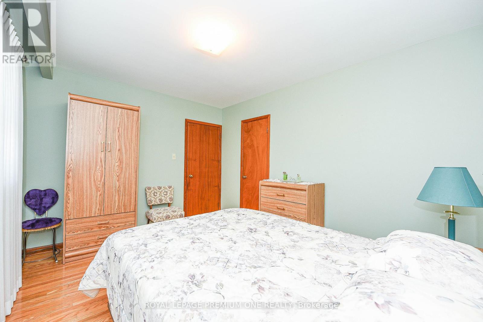63 Haverson Boulevard, Toronto, Ontario  M6M 3J8 - Photo 39 - W12449144