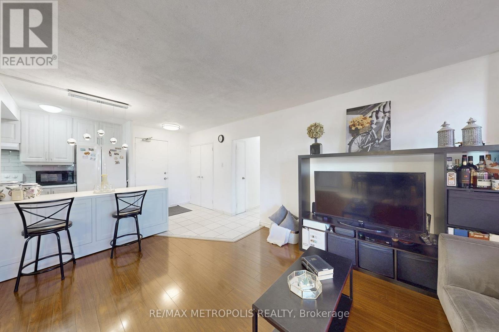 809 - 80 Grandravine Drive, Toronto, Ontario  M3J 1B2 - Photo 15 - W12449165