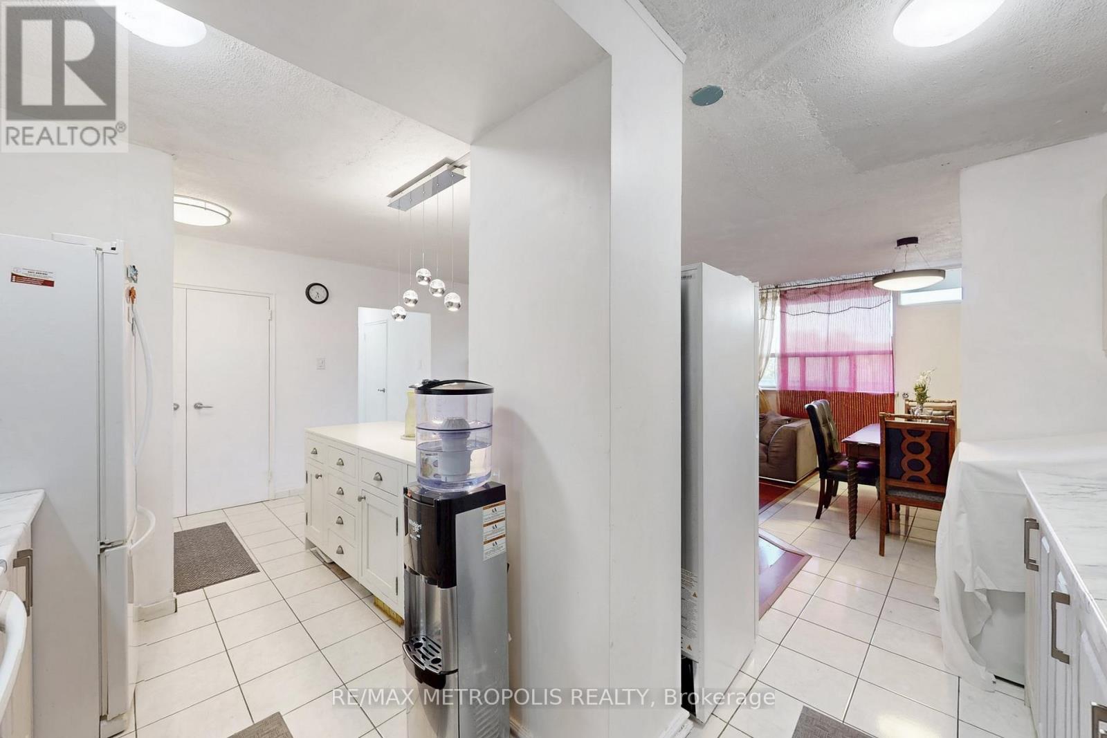 809 - 80 Grandravine Drive, Toronto, Ontario  M3J 1B2 - Photo 21 - W12449165