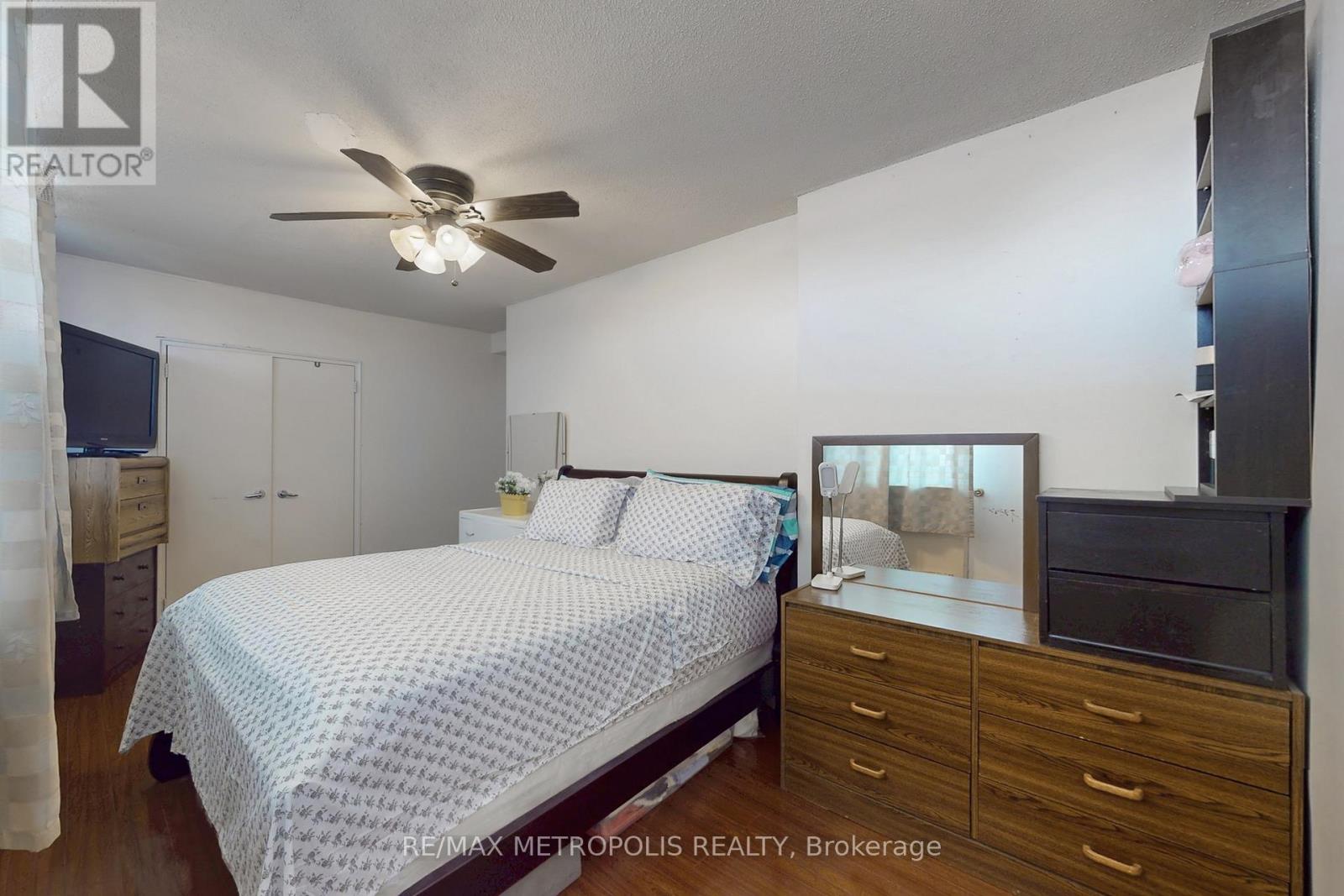 809 - 80 Grandravine Drive, Toronto, Ontario  M3J 1B2 - Photo 26 - W12449165