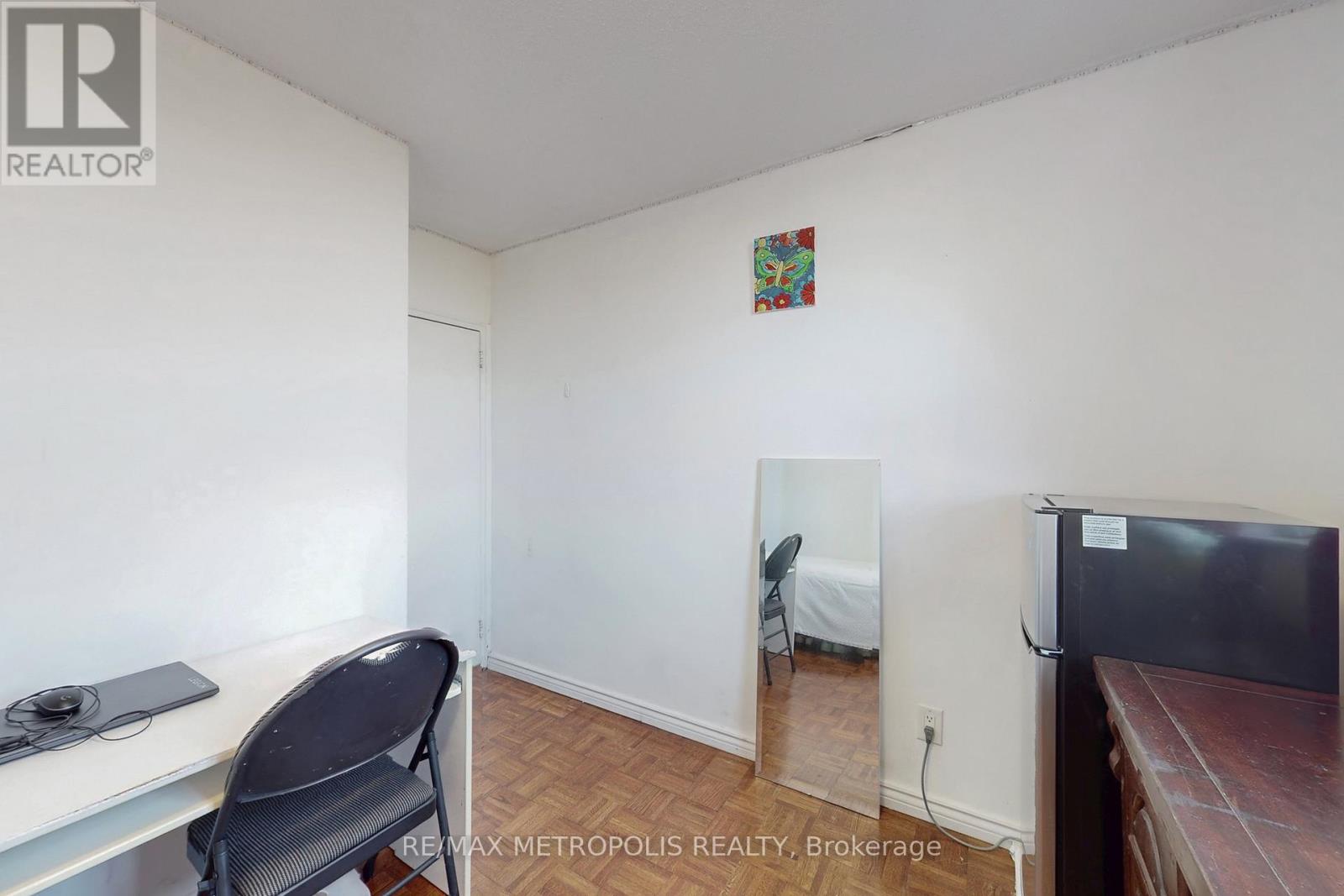 809 - 80 Grandravine Drive, Toronto, Ontario  M3J 1B2 - Photo 32 - W12449165