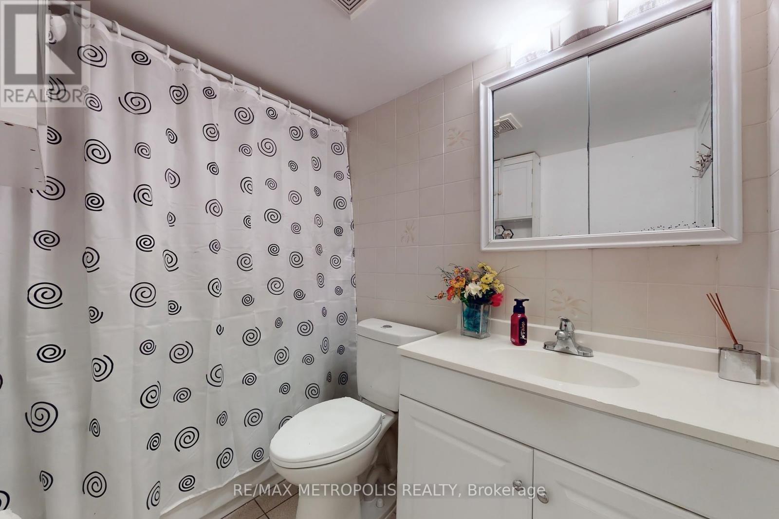 809 - 80 Grandravine Drive, Toronto, Ontario  M3J 1B2 - Photo 37 - W12449165