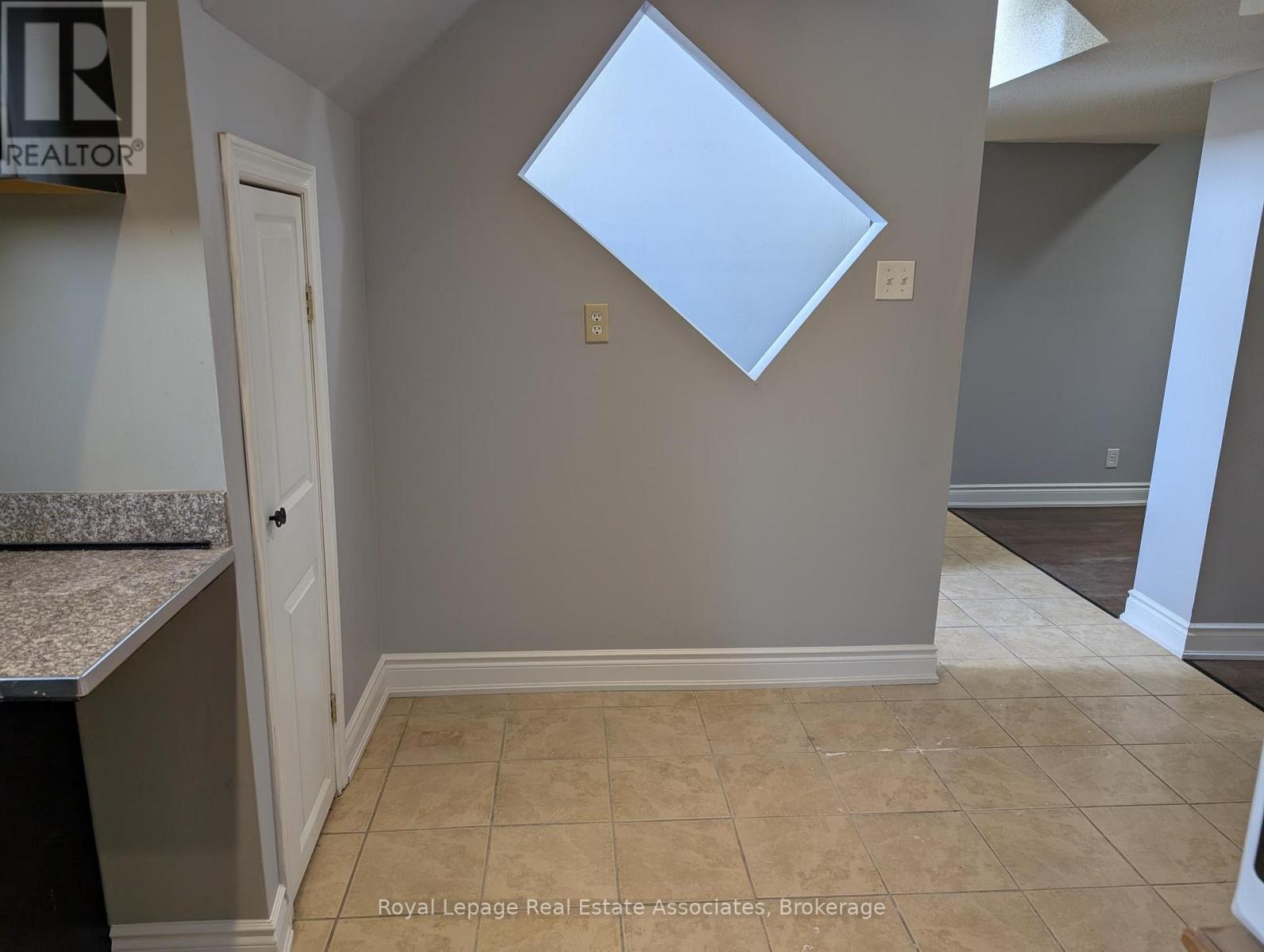 Bsmt - 36 Spicebush Terrace, Brampton, Ontario  L6X 0J8 - Photo 11 - W12449174