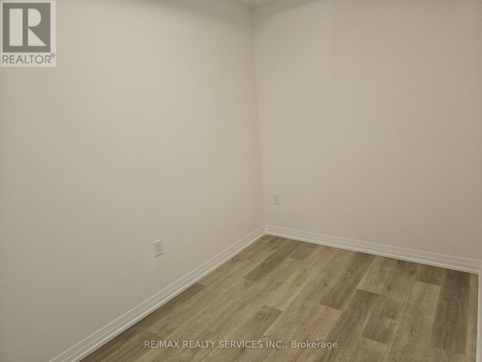 1410 - 15 Wintergarden Drive, Mississauga, Ontario  L5R 0H4 - Photo 21 - W12449205