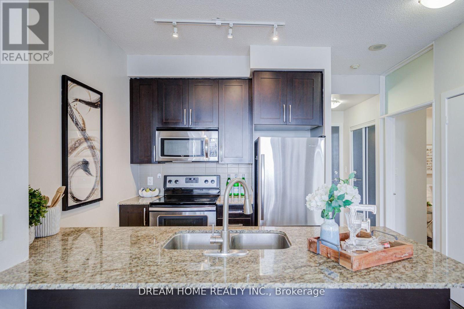 2408 - 4070 Confederation Parkway, Mississauga, Ontario  L5B 0E9 - Photo 15 - W12449214