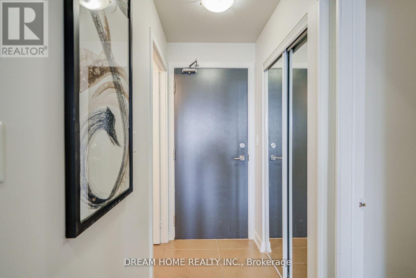 2408 - 4070 Confederation Parkway, Mississauga, Ontario  L5B 0E9 - Photo 3 - W12449214