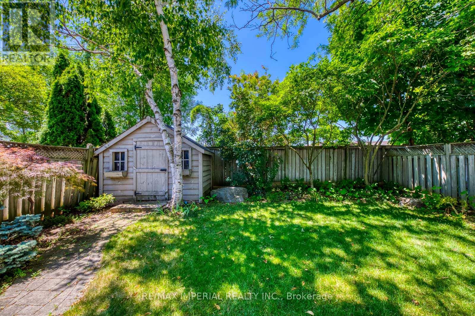5560 Middlebury Drive, Mississauga, Ontario  L5M 5G8 - Photo 47 - W12449220