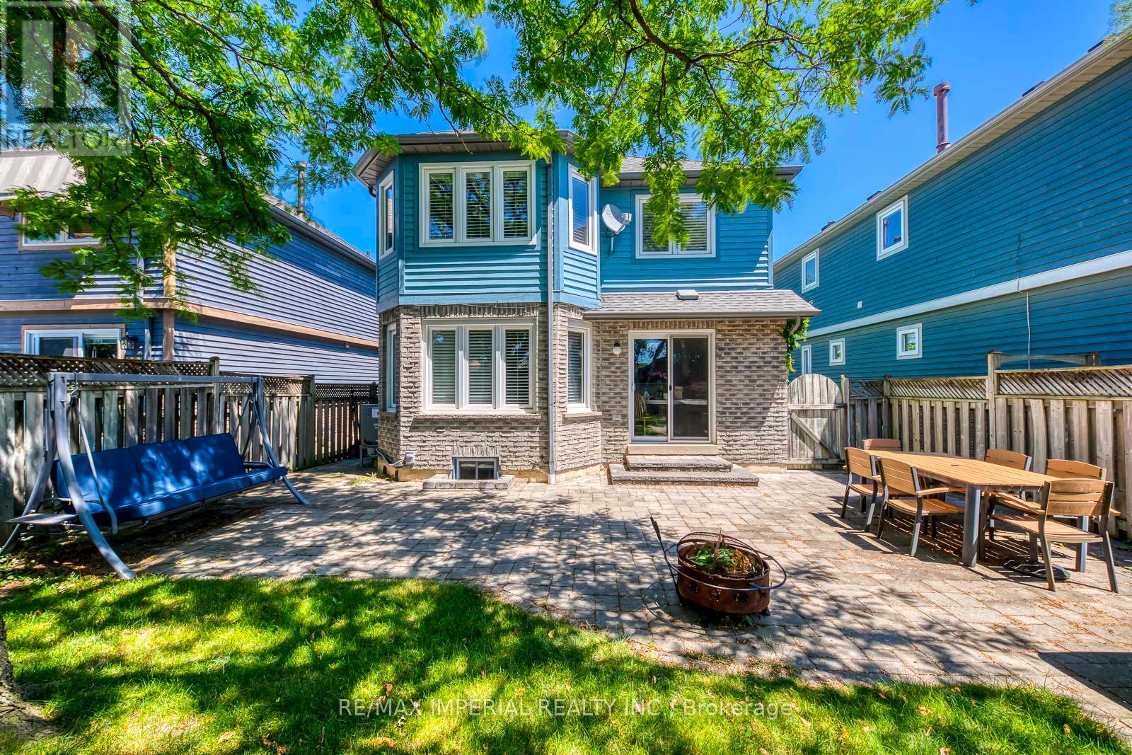 5560 Middlebury Drive, Mississauga, Ontario  L5M 5G8 - Photo 49 - W12449220