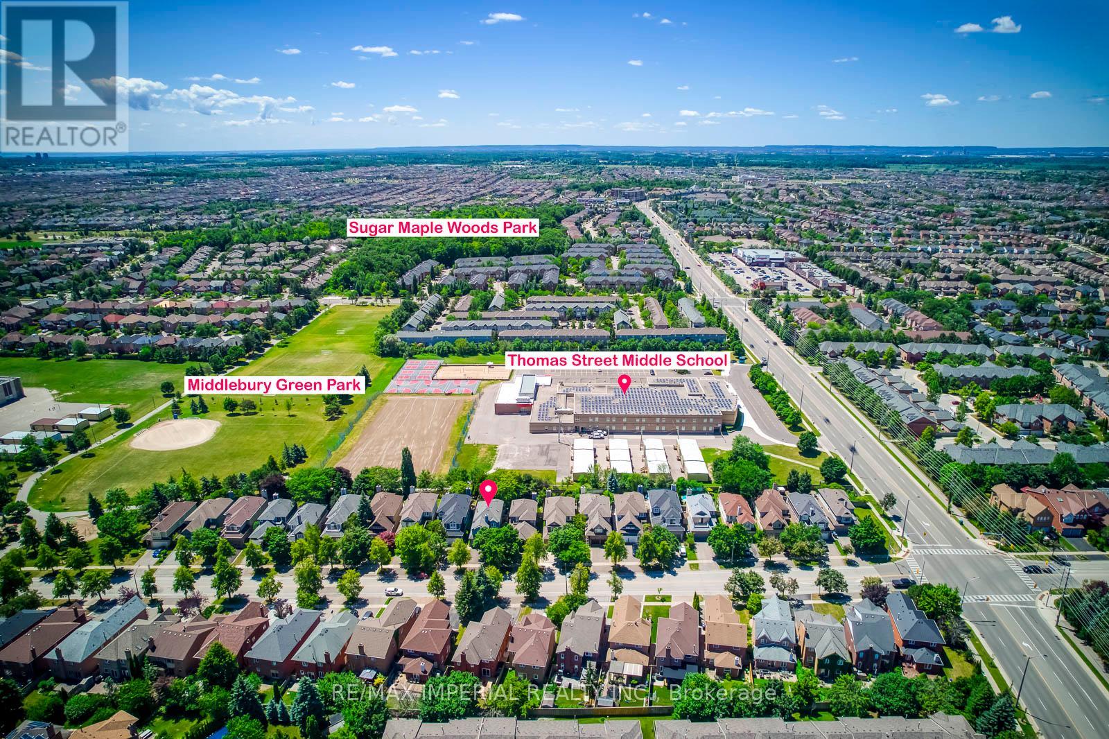 5560 Middlebury Drive, Mississauga, Ontario  L5M 5G8 - Photo 8 - W12449220