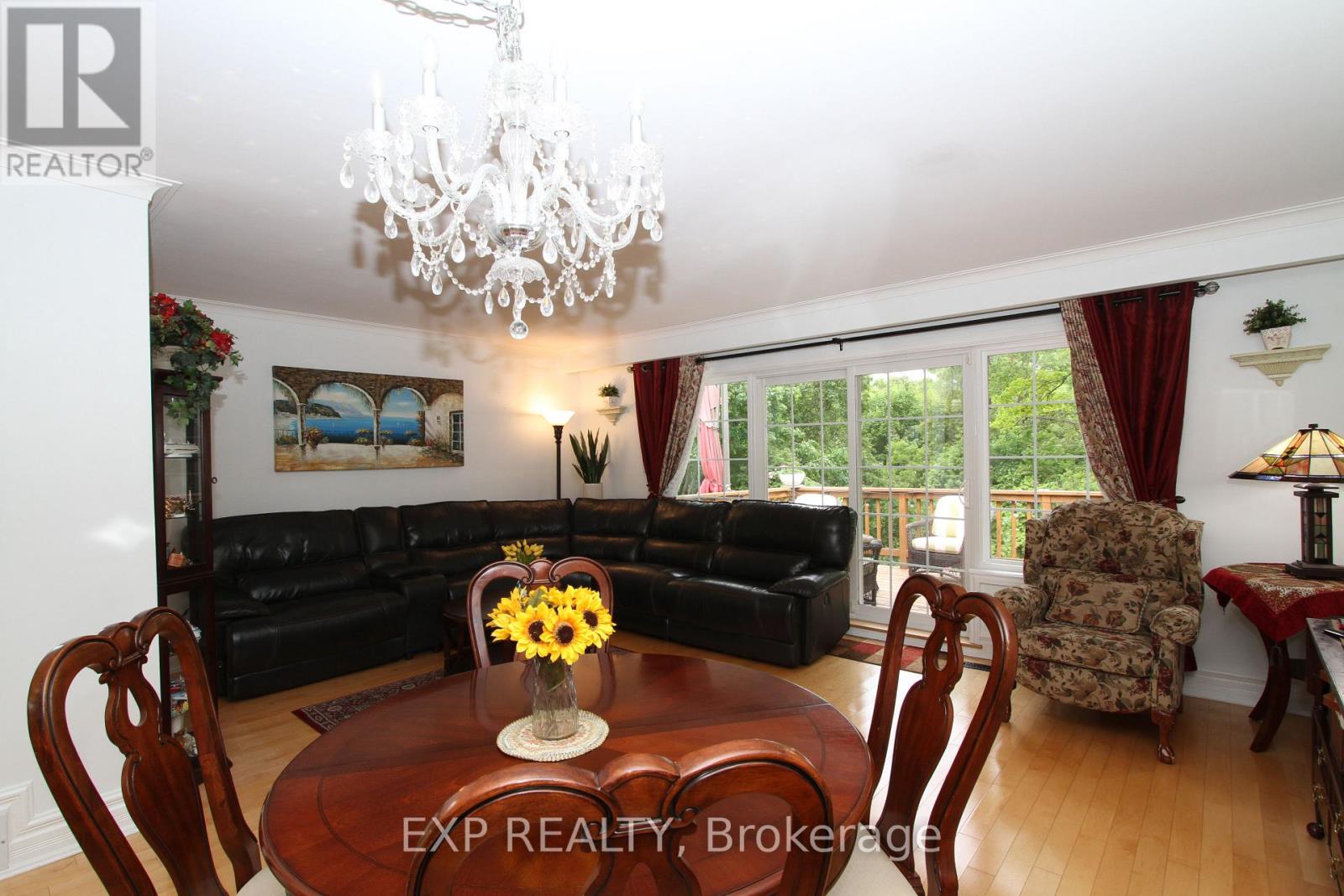 77 Letchworth Crescent, Toronto, Ontario  M3M 1Z1 - Photo 10 - W12449231