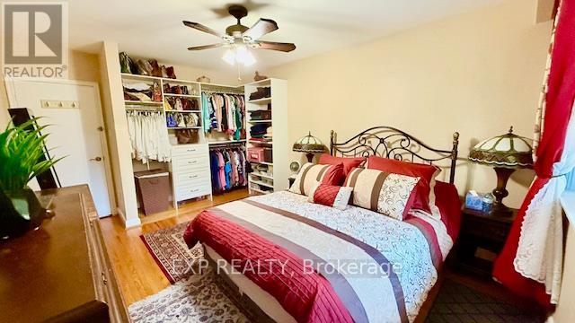77 Letchworth Crescent, Toronto, Ontario  M3M 1Z1 - Photo 16 - W12449231