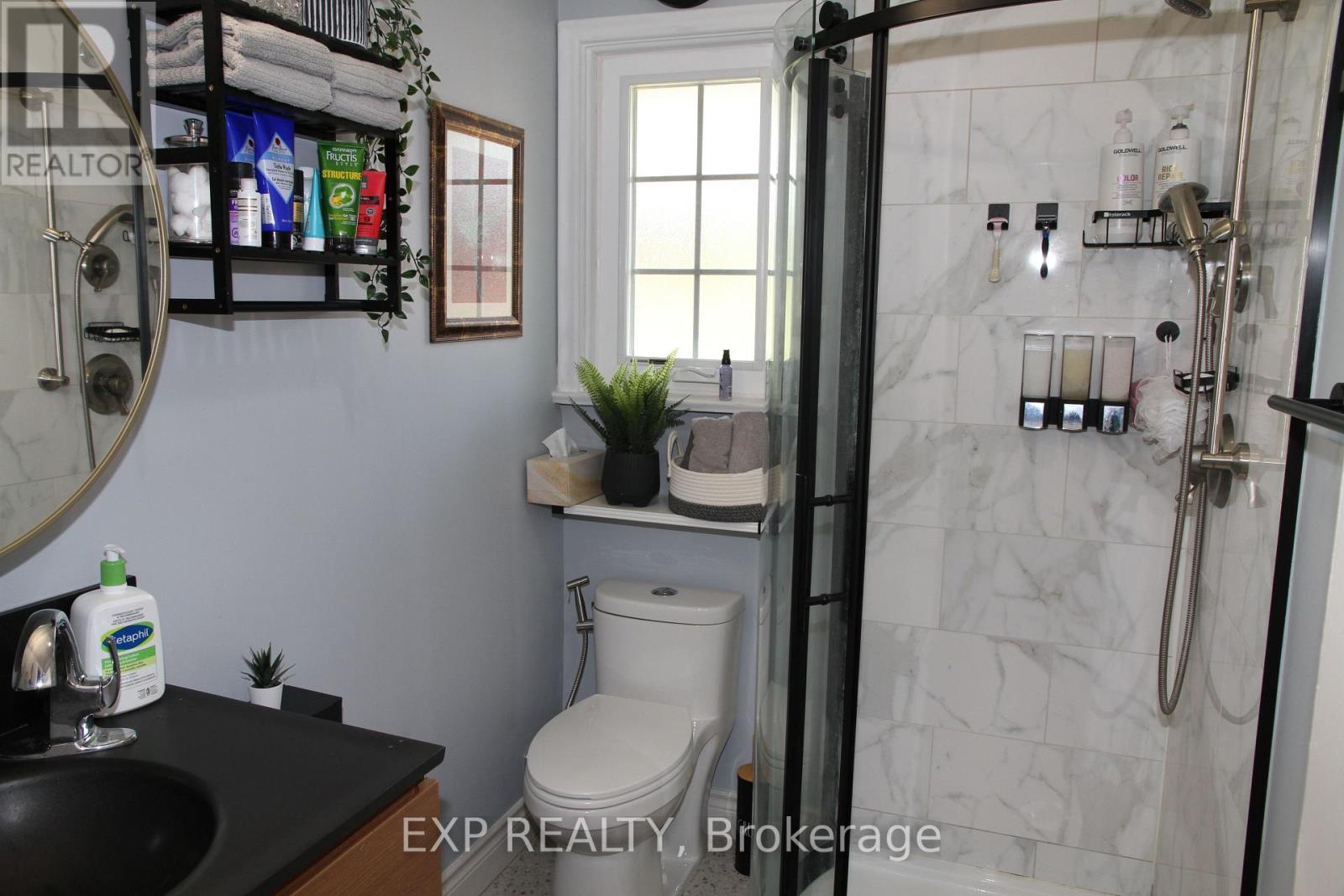 77 Letchworth Crescent, Toronto, Ontario  M3M 1Z1 - Photo 19 - W12449231