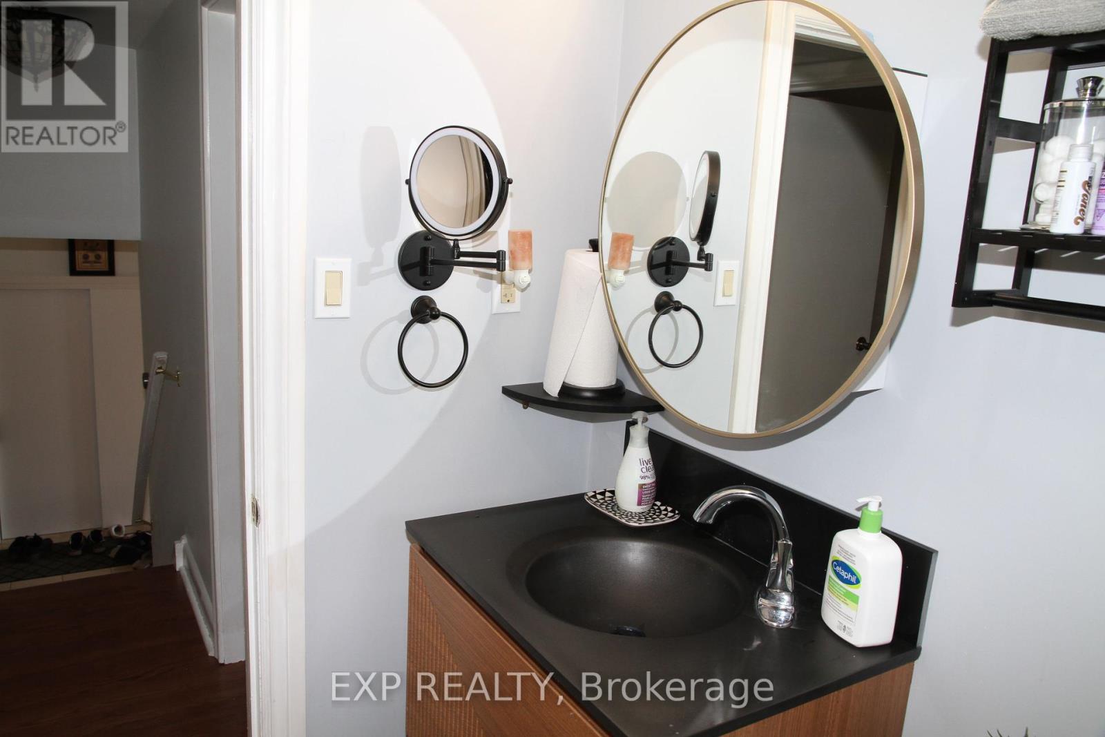 77 Letchworth Crescent, Toronto, Ontario  M3M 1Z1 - Photo 20 - W12449231