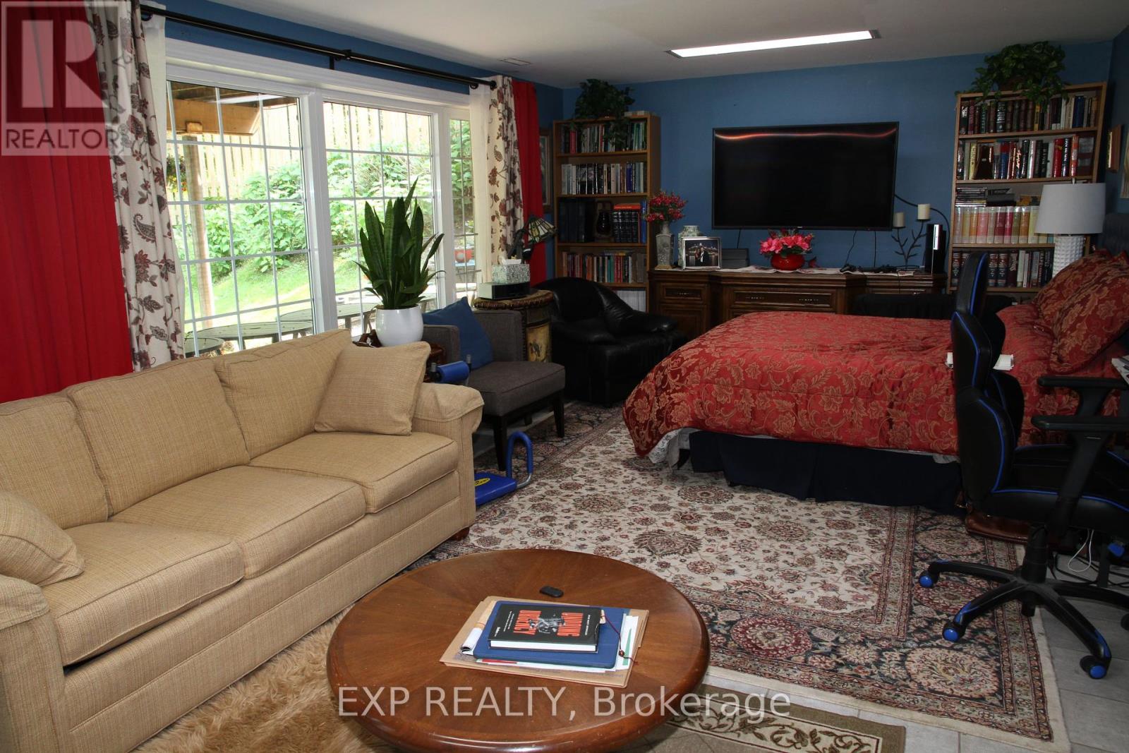 77 Letchworth Crescent, Toronto, Ontario  M3M 1Z1 - Photo 21 - W12449231