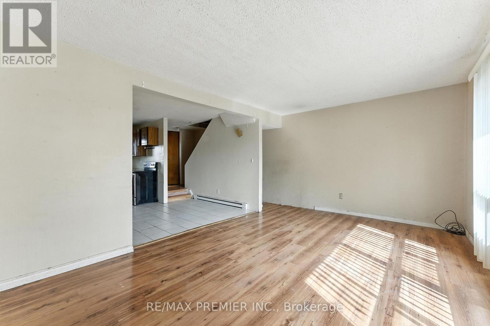 164e Henry Street, Brantford, Ontario  N3S 5C7 - Photo 13 - X12298262