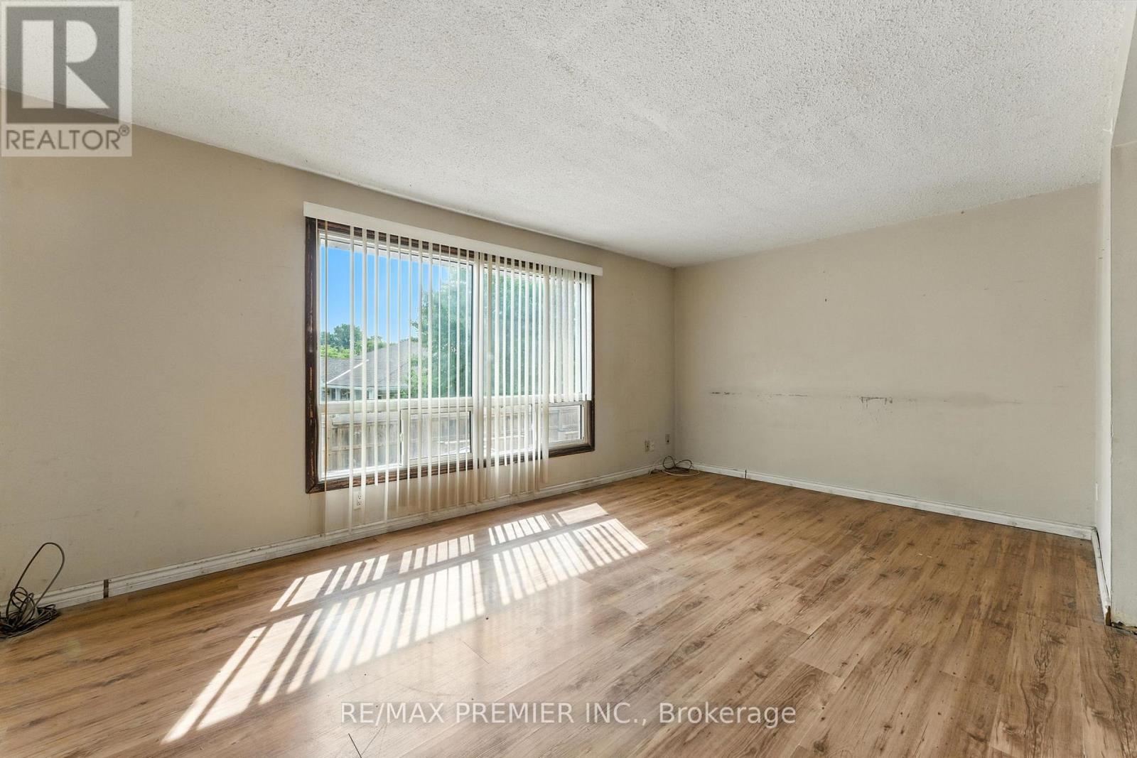 164e Henry Street, Brantford, Ontario  N3S 5C7 - Photo 17 - X12298262