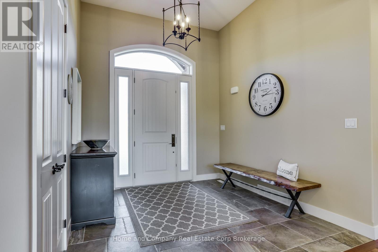 86 Wilson Court, St. Marys, Ontario  N4X 0B6 - Photo 4 - X12449234