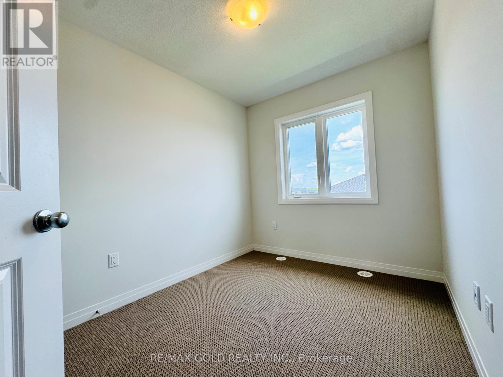 114 - 155 Equestrian Way, Cambridge, Ontario  N3E 0E8 - Photo 42 - X12214486