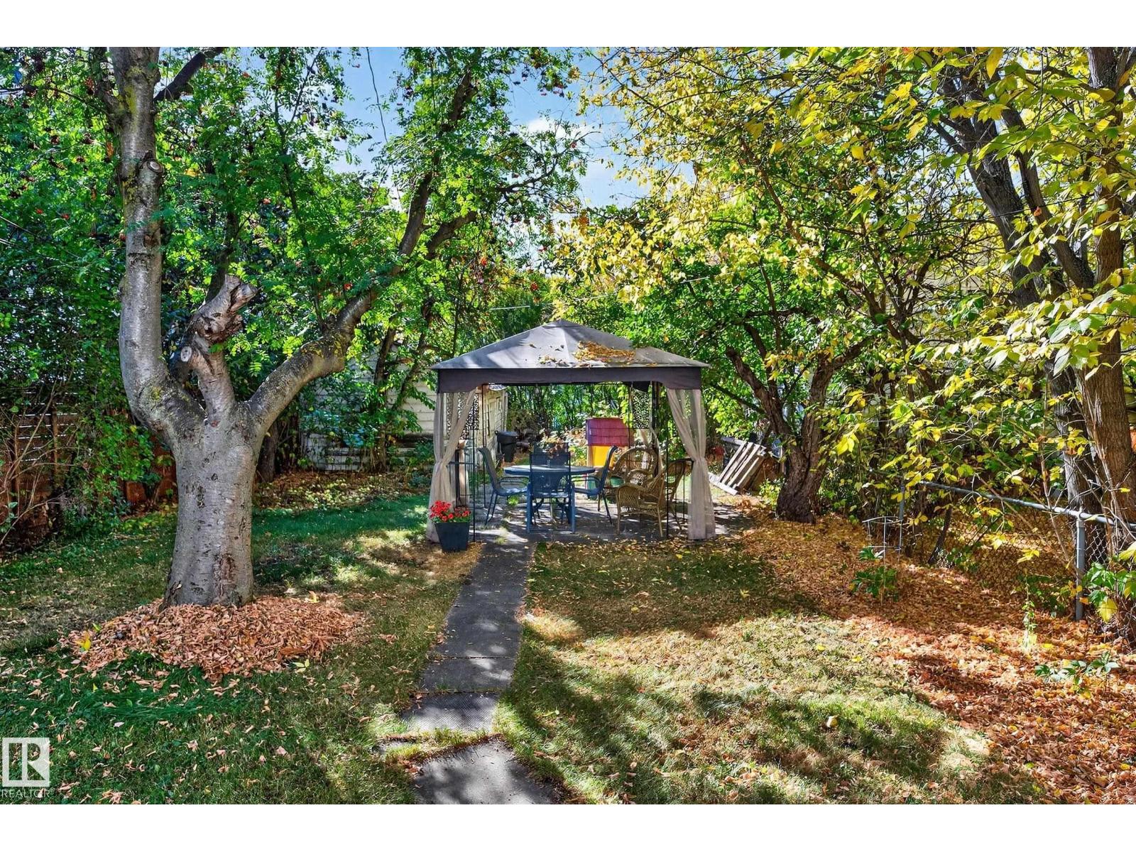 10929 University Av Nw, Edmonton, Alberta  T6G 1Y1 - Photo 48 - E4461117
