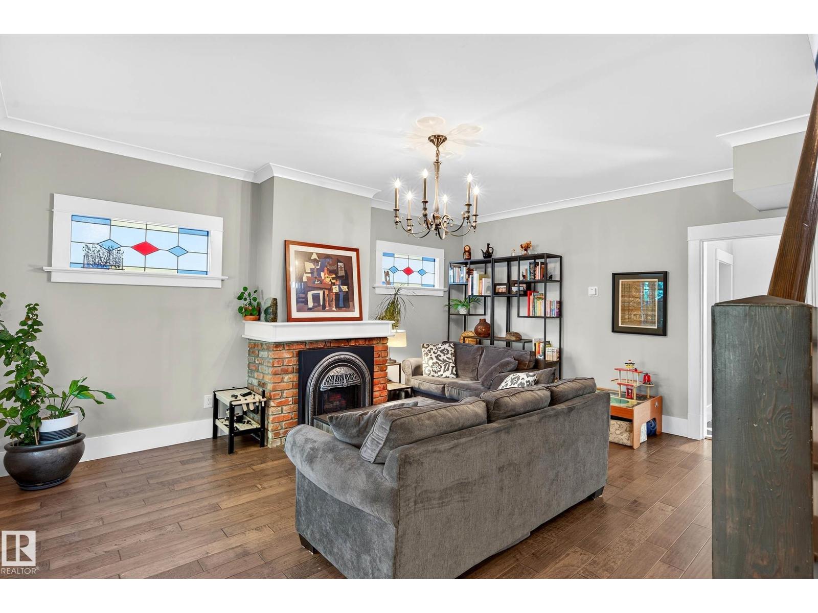 10929 University Av Nw, Edmonton, Alberta  T6G 1Y1 - Photo 8 - E4461117