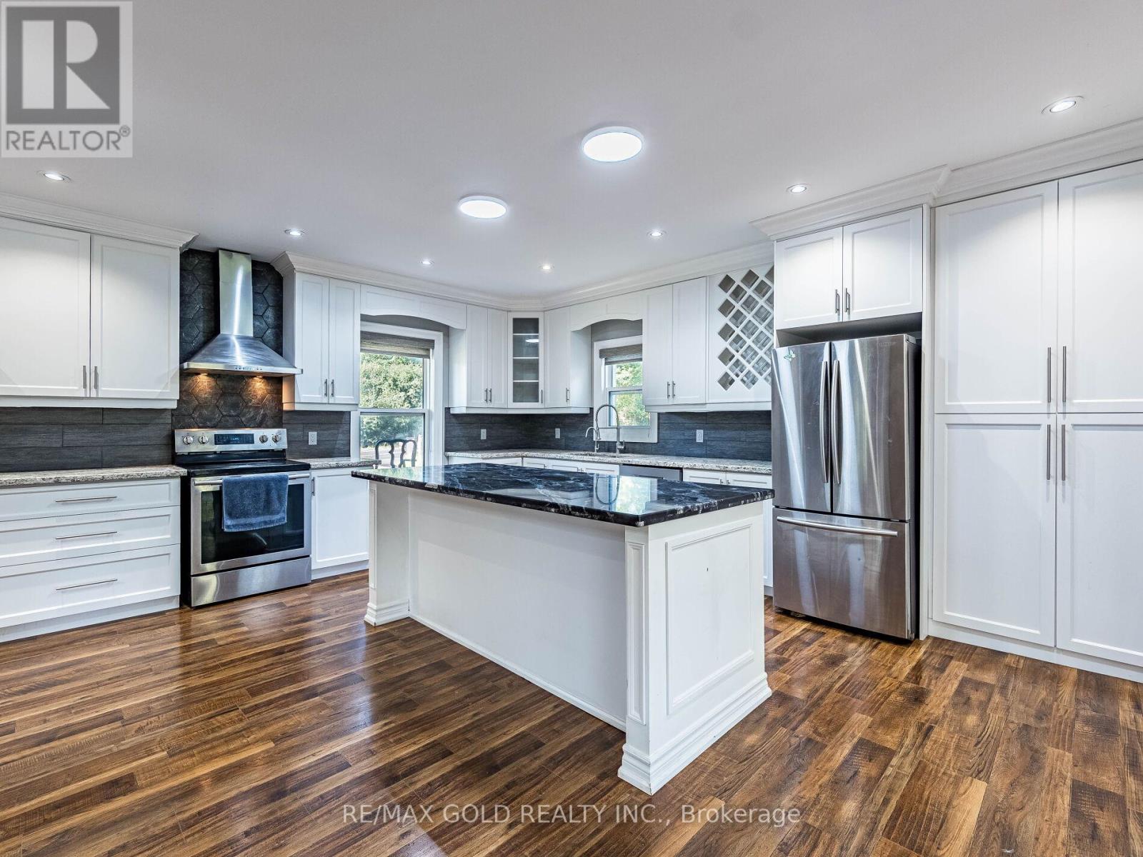 14201 Winston Churchill Boulevard, Caledon, Ontario  L7C 1S6 - Photo 7 - W12448720