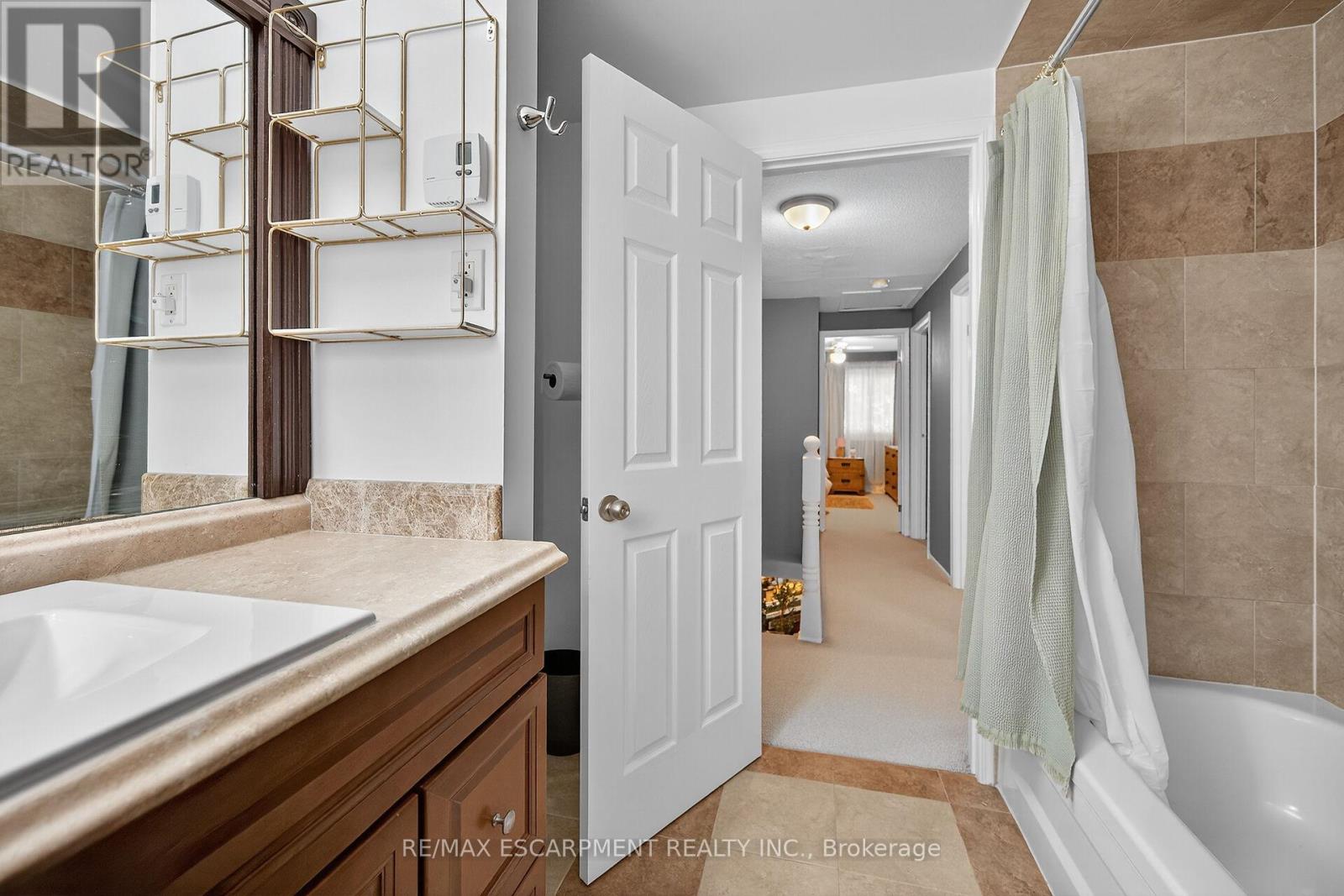 17 - 1550 Garth Street, Hamilton, Ontario  L9B 1T3 - Photo 27 - X12449063