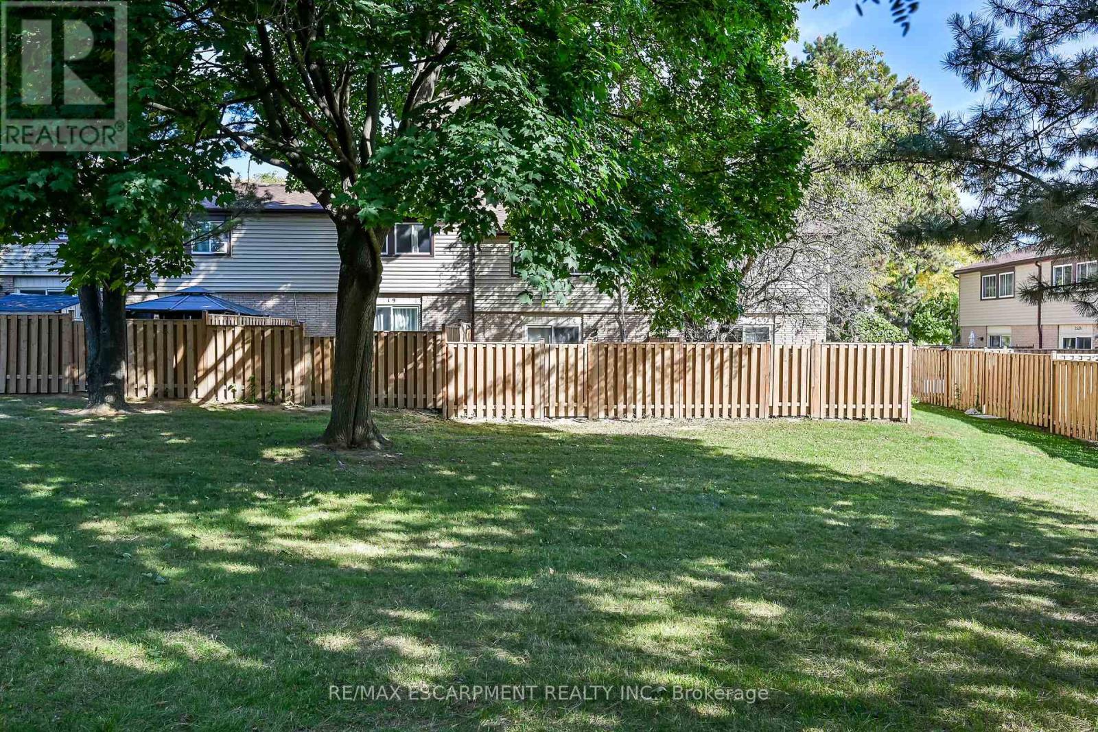 17 - 1550 Garth Street, Hamilton, Ontario  L9B 1T3 - Photo 35 - X12449063