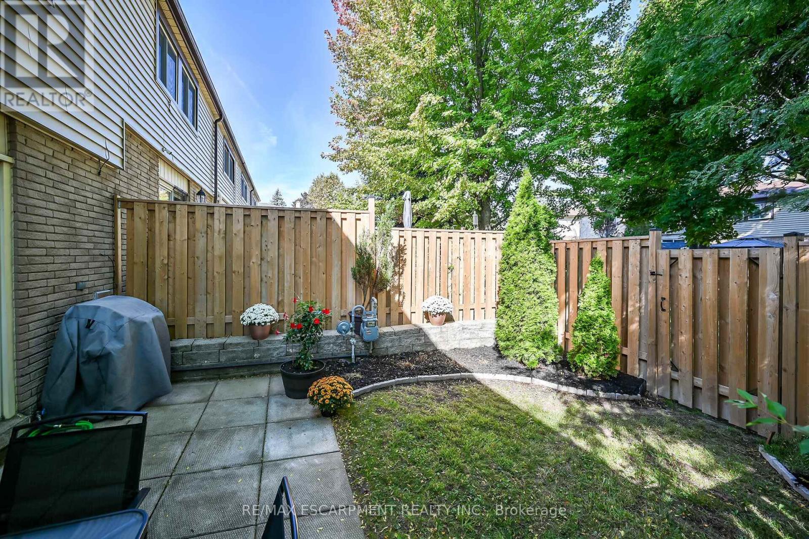 17 - 1550 Garth Street, Hamilton, Ontario  L9B 1T3 - Photo 38 - X12449063