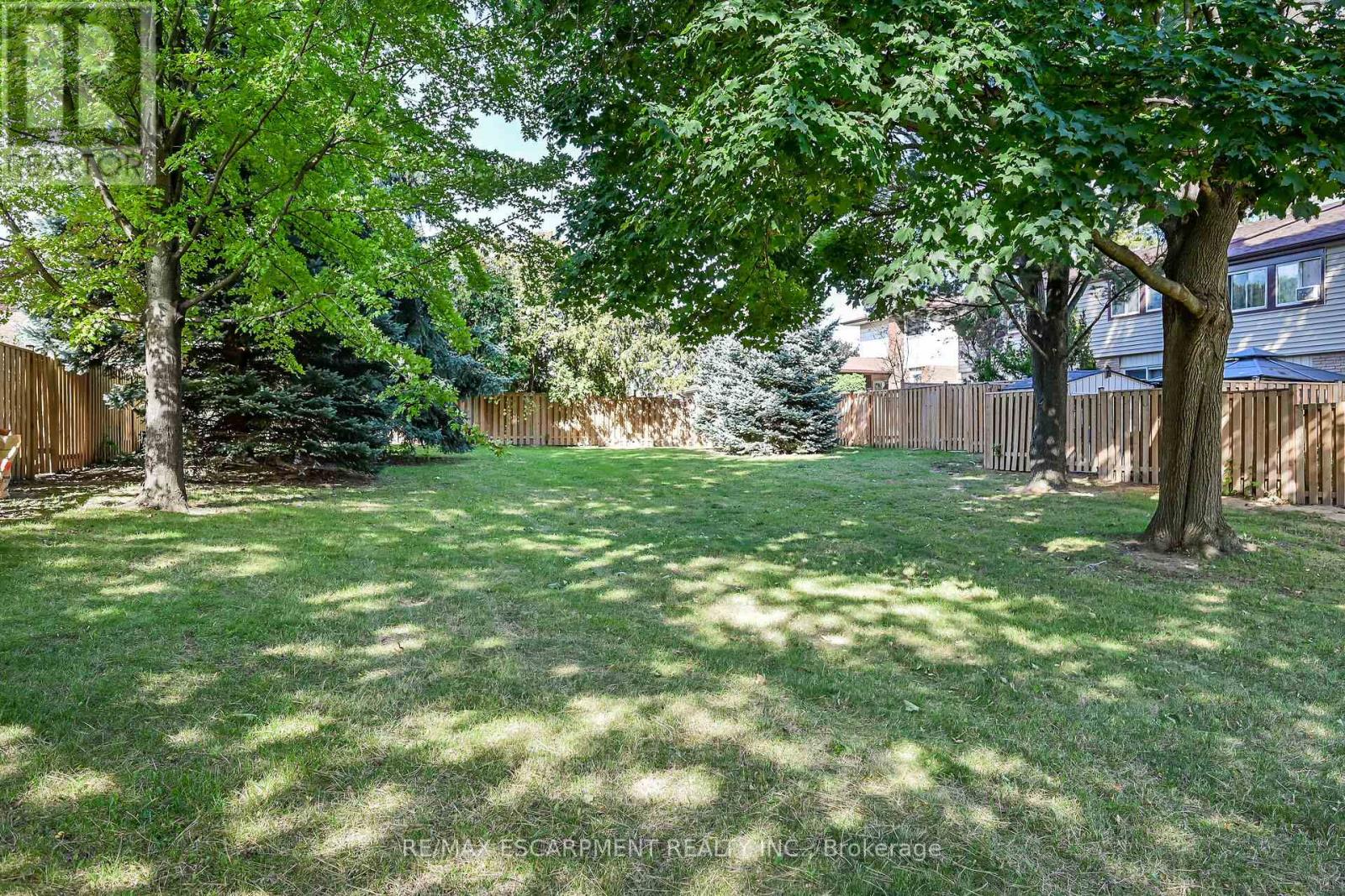 17 - 1550 Garth Street, Hamilton, Ontario  L9B 1T3 - Photo 47 - X12449063