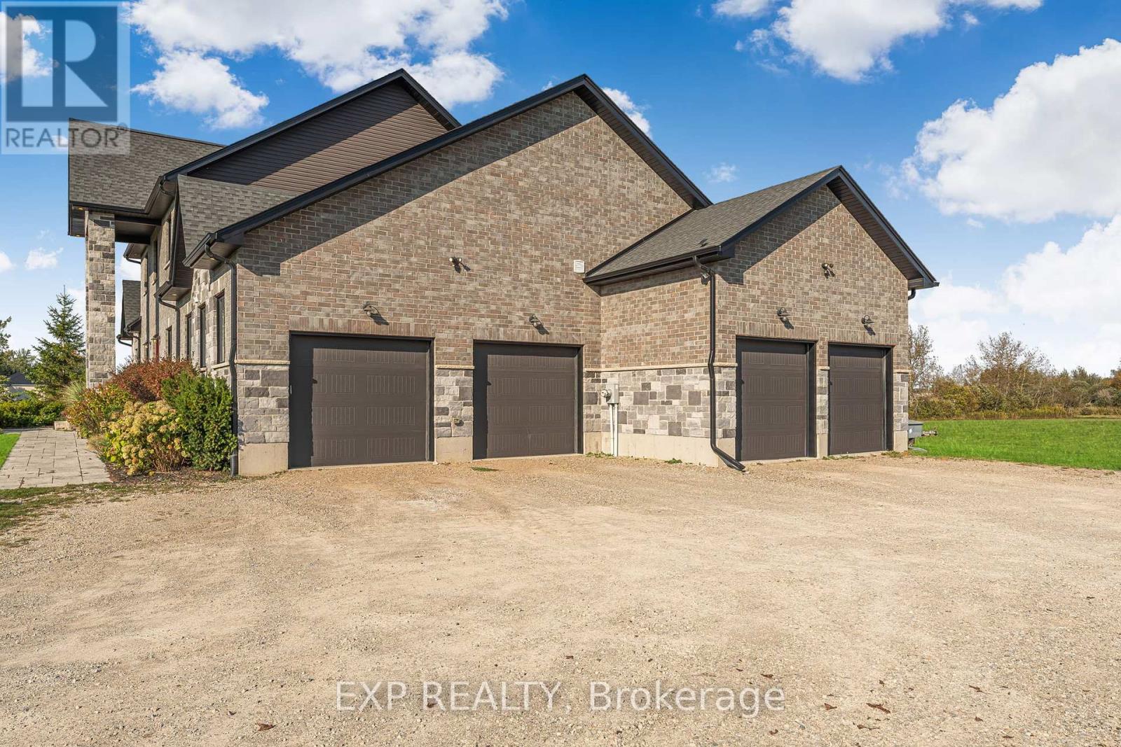 373373 6th Line, Amaranth, Ontario  L9W 0M4 - Photo 5 - X12449128