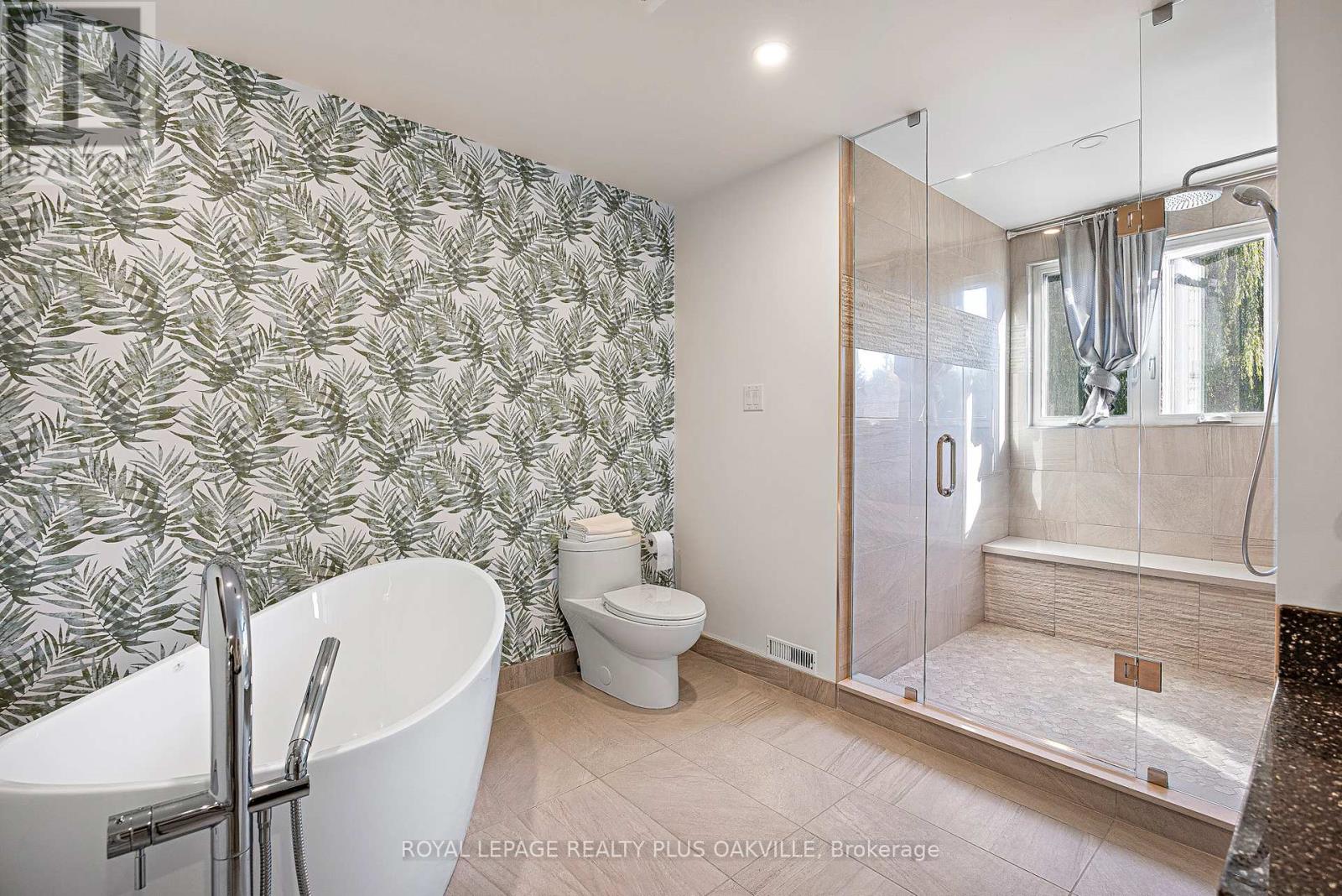 679 Green Ravine Drive, Hamilton, Ontario  L9G 4C7 - Photo 25 - X12449171