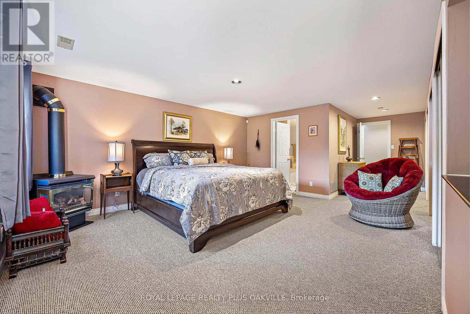 679 Green Ravine Drive, Hamilton, Ontario  L9G 4C7 - Photo 38 - X12449171