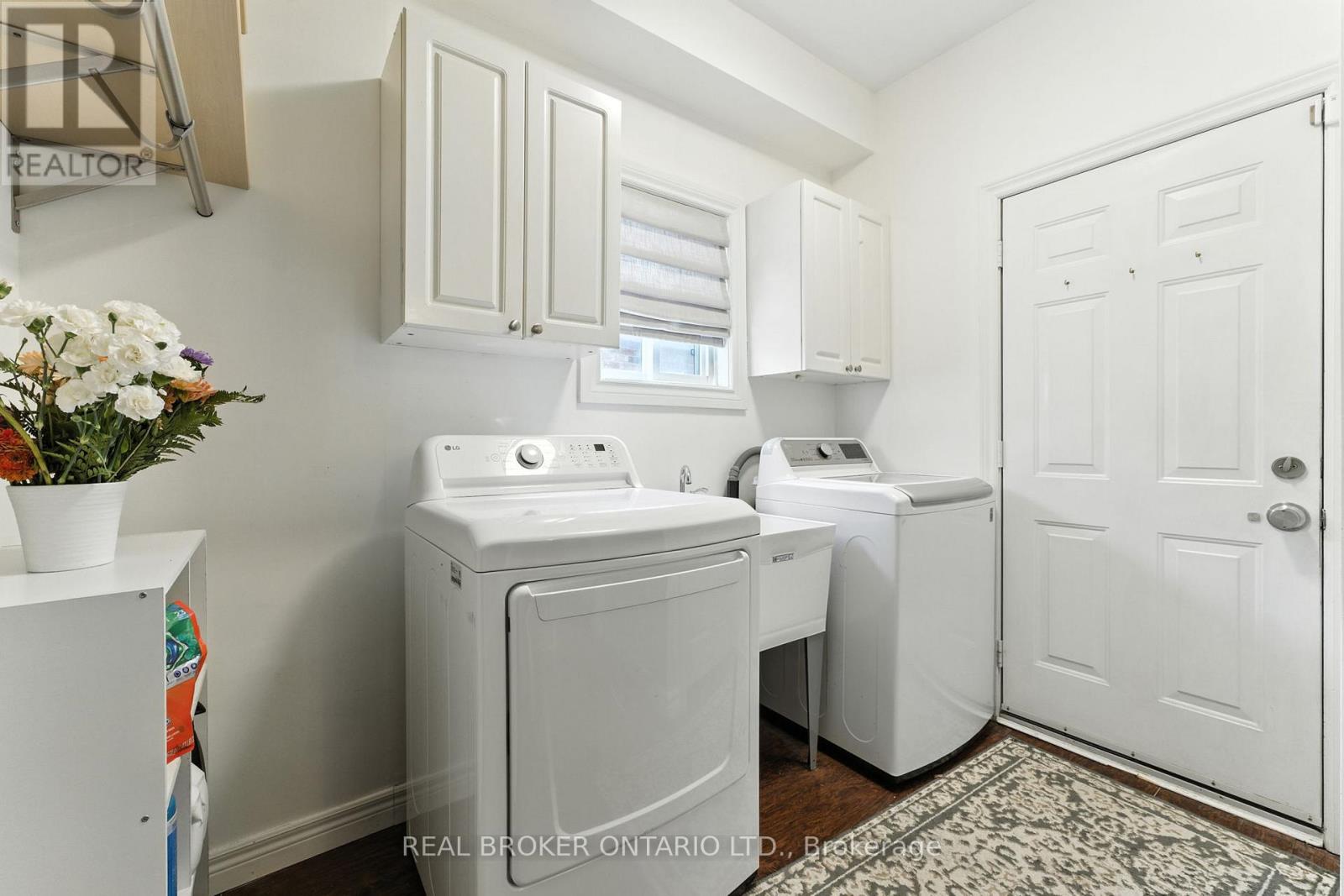 506 Eastbridge Boulevard, Waterloo, Ontario  N2K 3Z8 - Photo 17 - X12449172