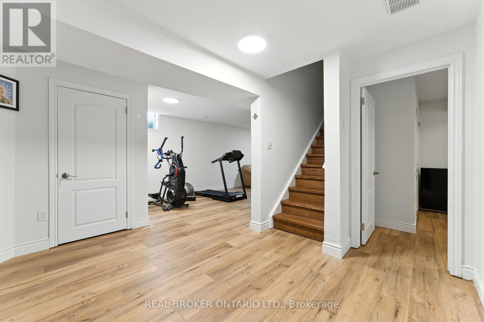 506 Eastbridge Boulevard, Waterloo, Ontario  N2K 3Z8 - Photo 28 - X12449172