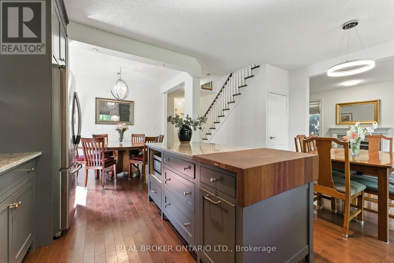 506 Eastbridge Boulevard, Waterloo, Ontario  N2K 3Z8 - Photo 7 - X12449172