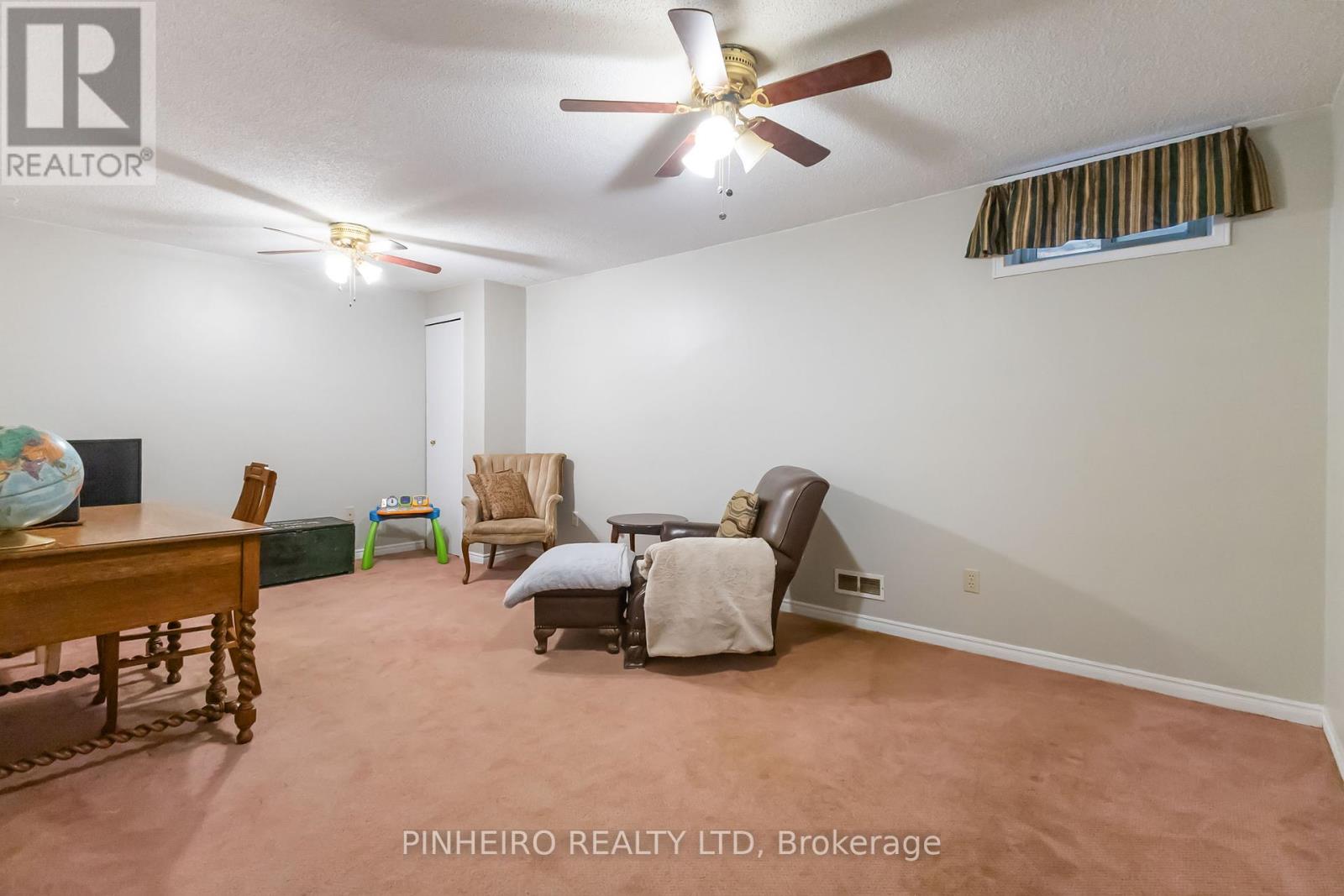 72 - 141 Condor Court, London East (East P), Ontario  N5W 6A1 - Photo 19 - X12449040