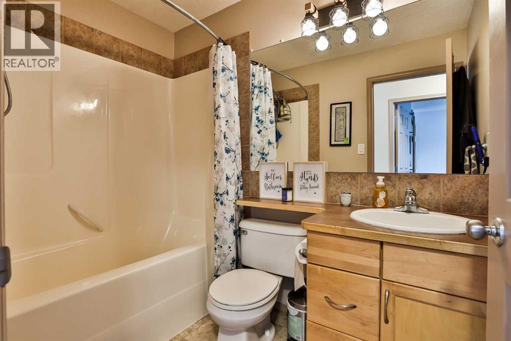 16 Blackfoot Court W, Lethbridge, Alberta  T1K 7P5 - Photo 10 - A2262700