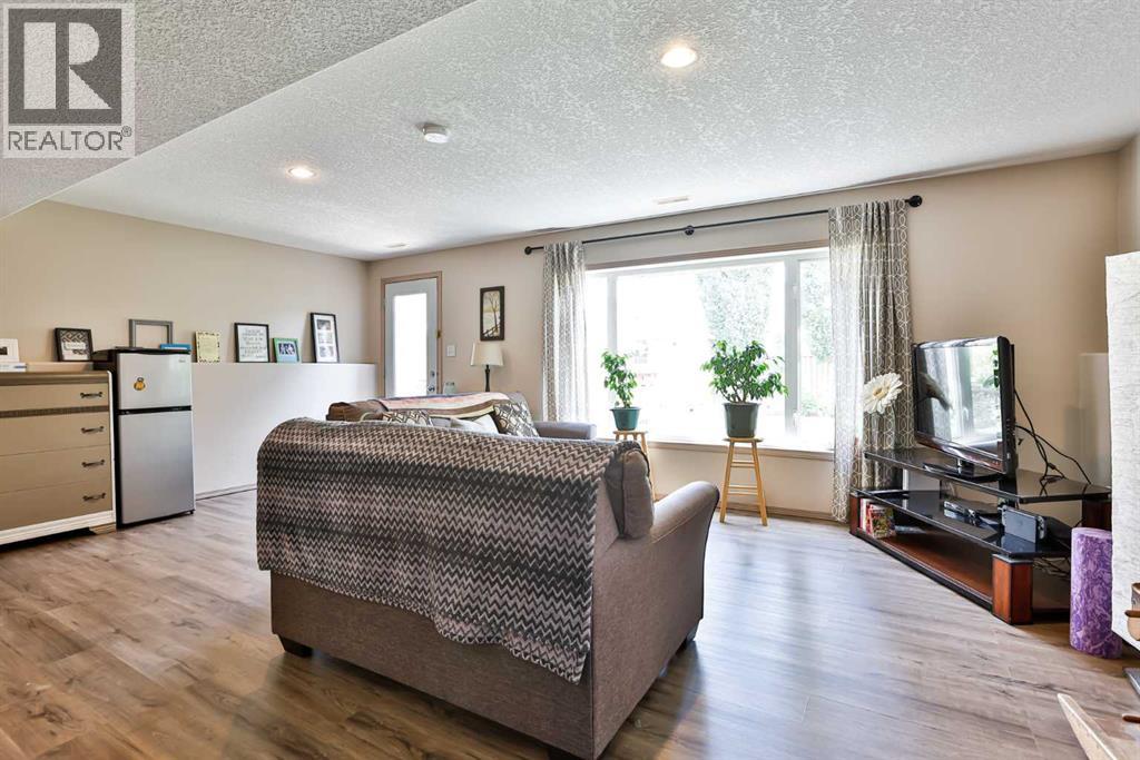 16 Blackfoot Court W, Lethbridge, Alberta  T1K 7P5 - Photo 13 - A2262700
