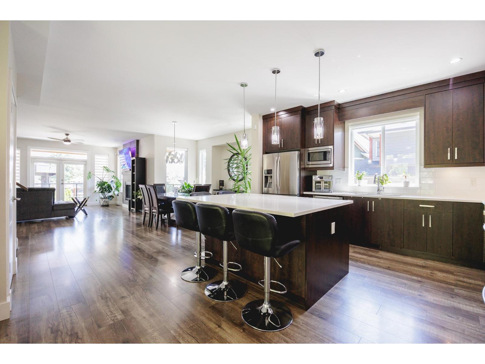 34651 Gordon Place, Mission, British Columbia  V2V 6P9 - Photo 8 - R3029757