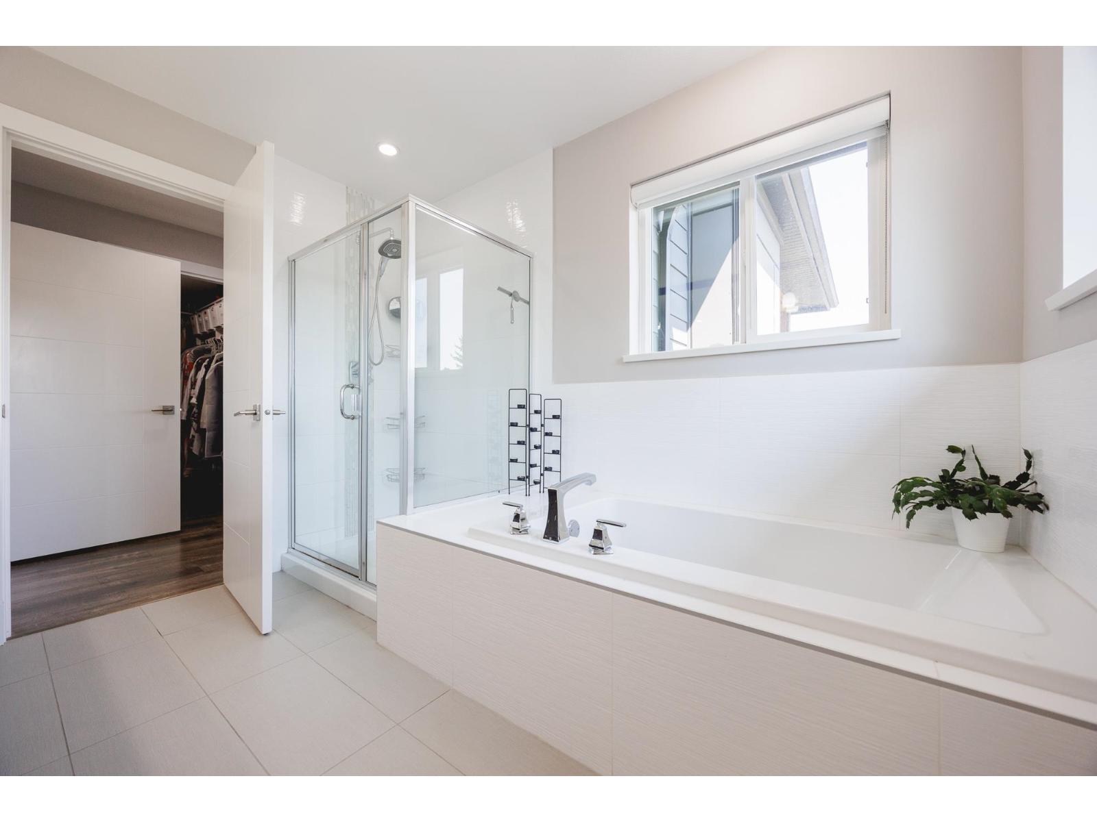 34651 Gordon Place, Mission, British Columbia  V2V 6P9 - Photo 18 - R3029757